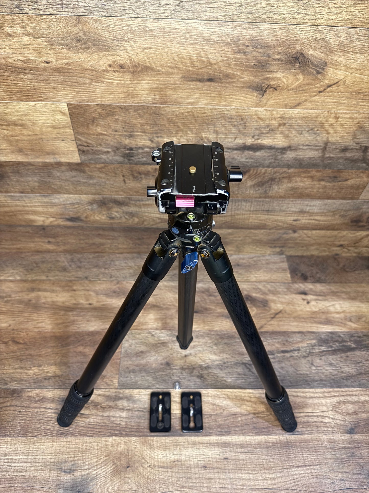 Sirui ST-124 Pre-Owned