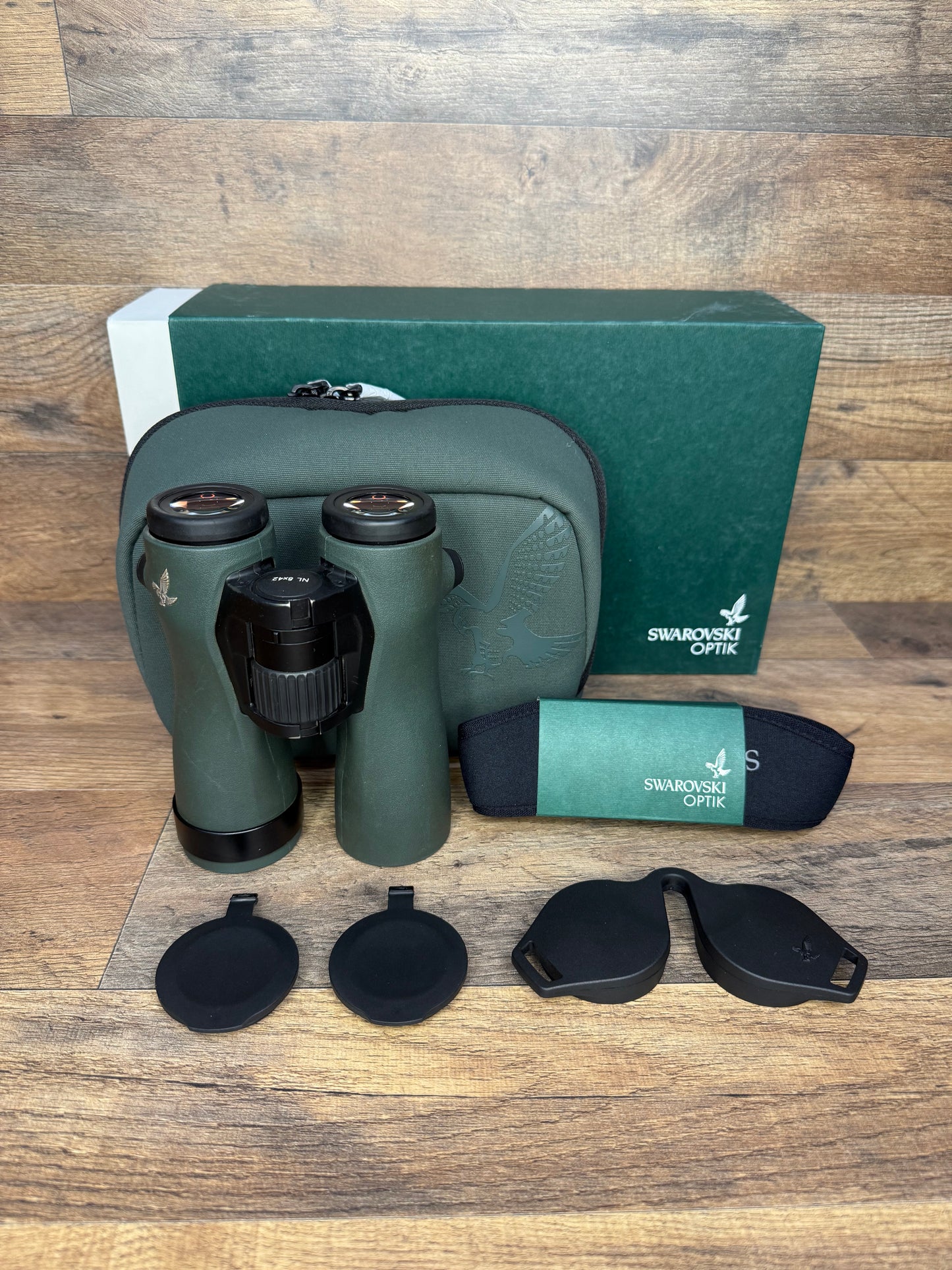 Swarovski NL 8x42 Pre-Owned