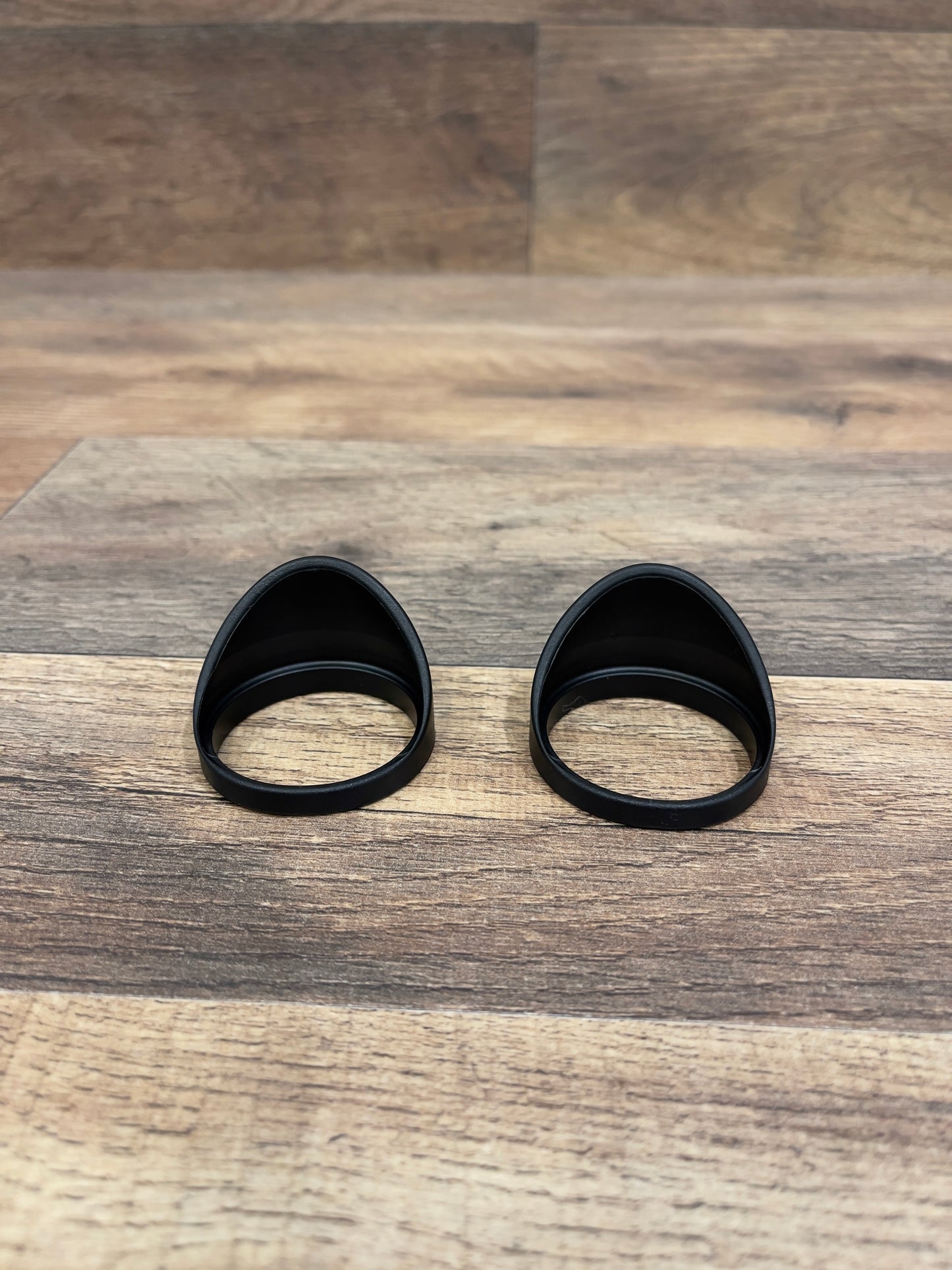 Swarovski WES winged eyecup set- Open Box